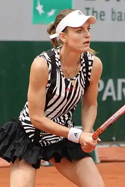 Xenia Knoll