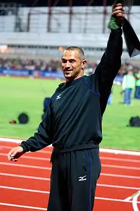 Kōji Murofushi, Olympiasieg 2004