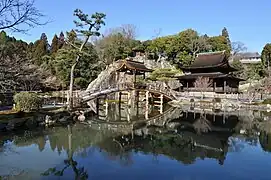 Garten mit der Musai-Brücke