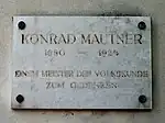 Gedenktafel für Konrad Mautner am Mautnerweg in Wien (2019)