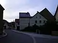 Ortskern mit 2012 neuausgebauter Straße