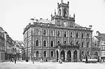 Krefelder Wagen am Rathausmarkt (um 1925)