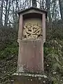 V. Simon von Cyrene hilft Jesus das Kreuz tragen