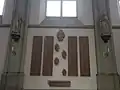 Kriegerdenkmal mit zahlreichen Namen Gefallener