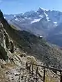 Blick vom Krimmler Tauern: Neugersdorfer Hütte und Dreiherrnspitze