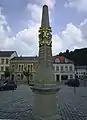 Distanzsäule auf dem Sebnitzer Markt (3)