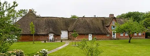 Denkmalgeschütztes Wohn- und Wirtschaftsgebäude