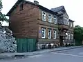 Historisches Holzhaus (Kungla-Straße)