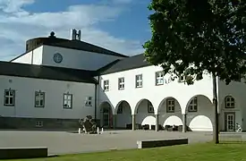 Kunsthalle Schweinfurt (1932/2009)am umgestalteten Vorplatz