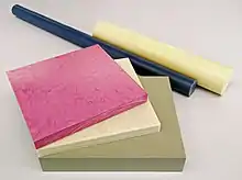 Kunststoff-Halbzeuge aus verschiedenen Hochleistungspolymeren in Platten- und Rundstabform