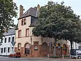 Wohn- und Geschäftshaus