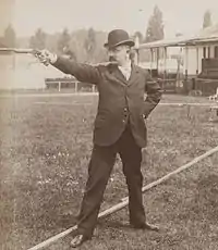 Léon Lécuyer (1898)