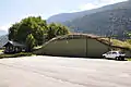 Klubhaus der Fluggruppe Oberwallis und Flugzeughangar 1