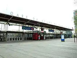 Eingang des Bahnhofs