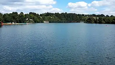 See mit Brücke Haelen