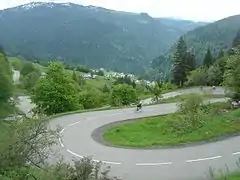 Anstieg von Südosten mit vielen Kehren
