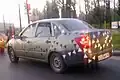 Lada versucht mit Dreiecken zu verwirren