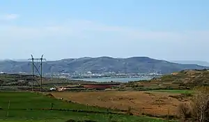 Blick aus der Dumreja nach Westen über den Wasserspeicher hinweg