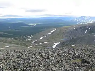 Landschaft im nördlichen Teil des Uralgebirges
(Autonomer Kreis der Chanten und Mansen)