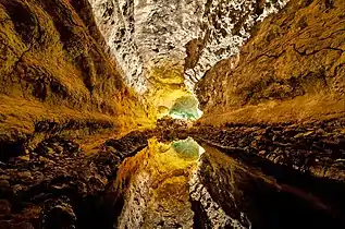Cueva de los Verdes