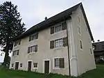 Haus in der Unteren Laubegg (1777) mit barocker Architekturmalerei an den Ecken