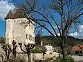 Wehr- und Wohnturm der Burg