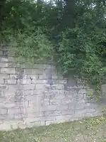Stützmauer des Leibfriedschen Gartens