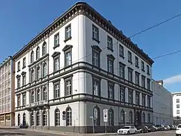 Das Königliche Palais, jetzt Rektorat der Universität (2013)