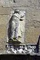 Statue links vom Eingang