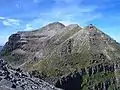 Blick vom östlichsten Gipfel des Liathach, dem Stùc a’ Choire Dhuibh Bhig, nach Westen zum Spidean a’&nbsp;Choire Lèith