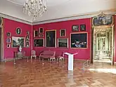 Der Rote Salon