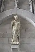 Statue eines Bischofs