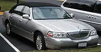 Lincoln Town Car mit Vinyldach