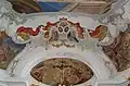 Chorbogen der Stiftskirche Lindau, mit Wappen