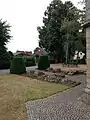 Ehem. Standort der Kapelle zwischen den Linden