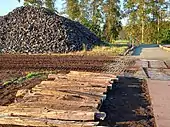 Beginn des Moorstegs bei Lindloge