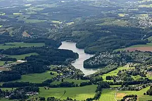 Luftbild der Lingesetalsperre