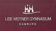 Logo des Lise-Meitner-Gymnasiums am Oberstufengebäude