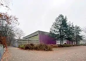 Dreifeldhalle