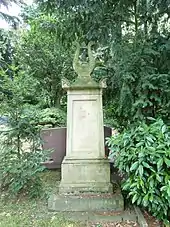 Stele mit Leier, Lit.B, Nr. 210