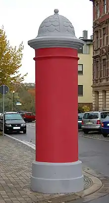 Sanierte denkmalgeschützte Litfaßsäule Fährstraße, Magdeburg, 19. Jahrhundert