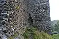 Loch im Bergfried der Ruine Alt-Ramschwag