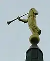Statue des Engel Moroni, auf der Turmspitze