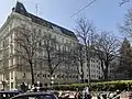 Westseite: Nr. 1–2, 3 und&nbsp;4 (Schule)