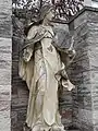 Eine der Heiligenfiguren (Teresa von Ávila)