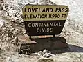 Hinweisschild am Loveland Pass in Colorado