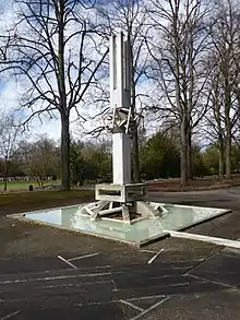 Ludwig Stocker, Skulptur, Gestaltung, Offener Raum-1987, auf dem Friedhof Hörnli, Riehen, Basel-Stadt