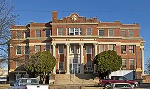 Das Lynn County Courthouse in Tahoka, gelistet im NRHP mit der Nr. 82004513