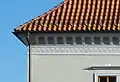Mäander-Fries unter dem Kranzgesims des Rathauses Sondershausen, Umbau 1856
