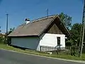 Traditionelles Bauernhaus mit Reetdach